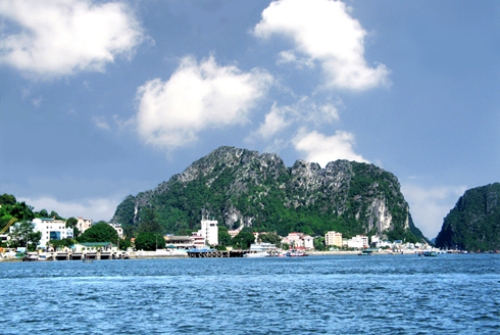 Montage Bai Tho - Errance dans la baie d'Halong